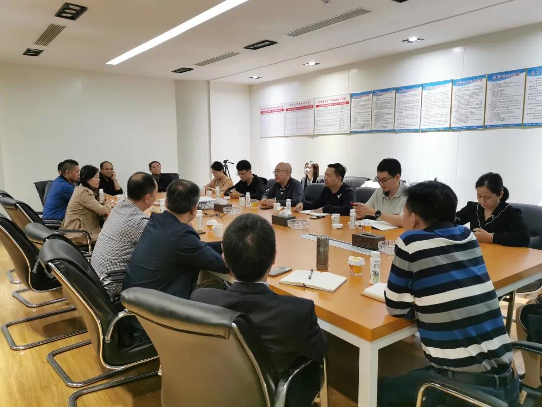 強化集團化管理 打造百億級皇氏——皇氏乳業(yè)集團高管團隊赴皇氏優(yōu)氏公司調研、交流、指導