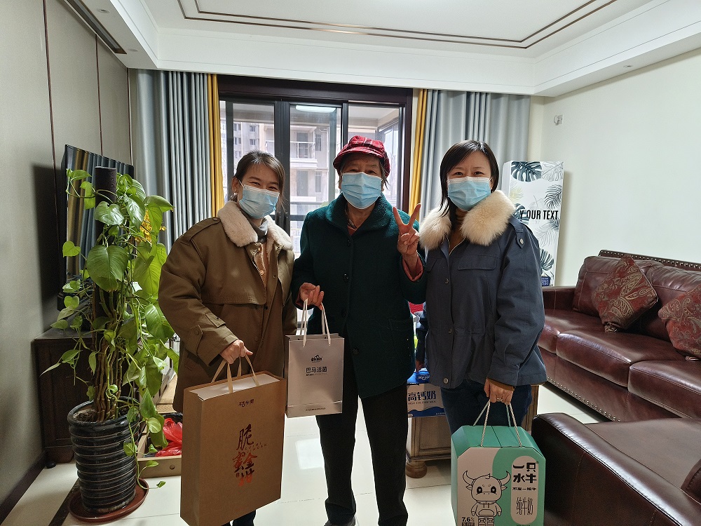 牽手春天，縱情向前丨皇氏乳業(yè)集團(tuán)開(kāi)展新春走訪慰問(wèn)外派員工家屬活動(dòng)